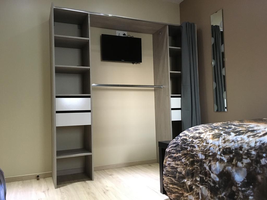 Gites De Saint Remy Villers-Cotterêts Zimmer foto